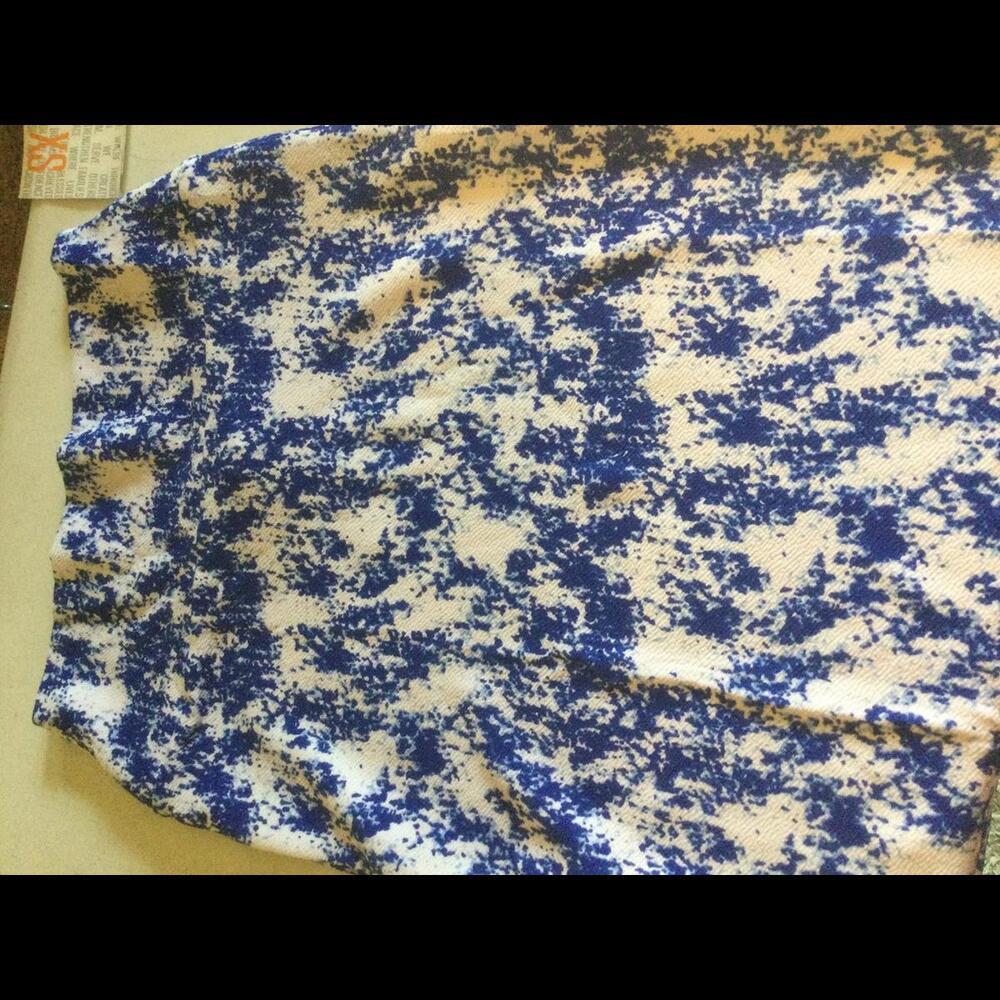 Lularoe - Cassie - XS -  NWT - Blue & White